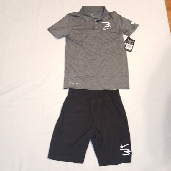 NWT Sz.M Boys 2 Piece Outfit - Picture 1 of 7